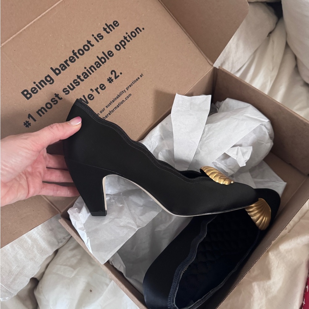 Reformation Henrietta Pump Black - Size 7.5 - Picture 3 of 5